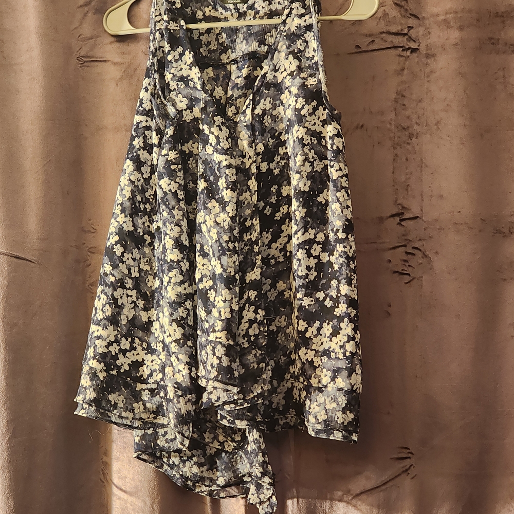 Simply Vera Vera Wang Navy Floral Tank Top